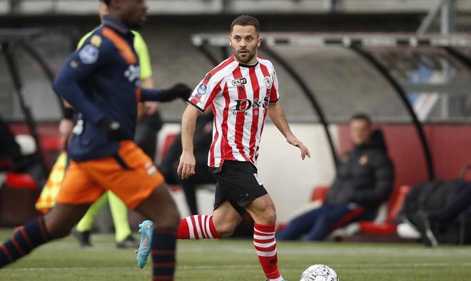 才提供更多 才提供更多